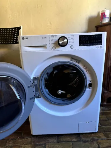 Lava e Seca LG Smart VC2 14kg - Branca com Inteligência Artificial