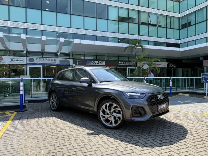 Audi Q5 Black 2.0 TFSI Quattro S Tronic 2022