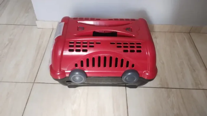 Caixa de transporte de cães ou gatos