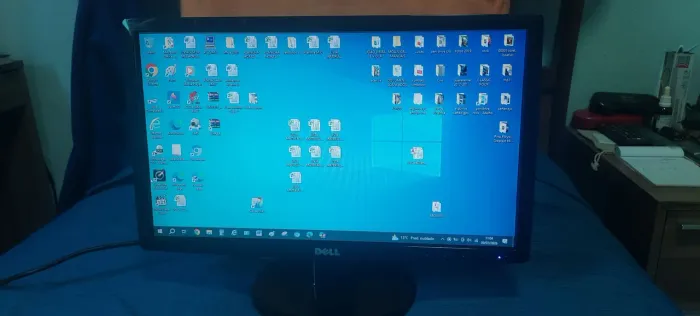 Monitor lcd DELL 19 polegadas