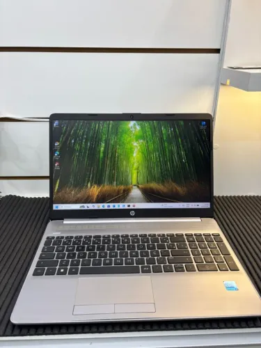 Notebook - HP i3 11° Geração- 8GB RAM - 256 SSD   