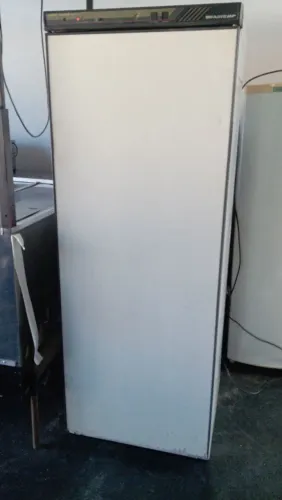 Freezer vertical Brastemp 310 litros frost free