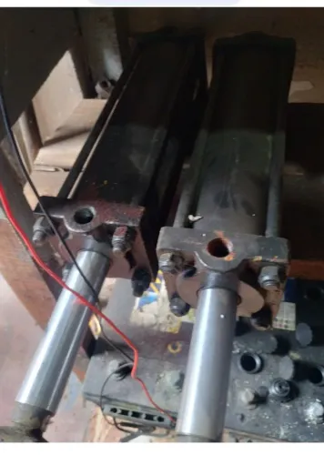 Pistons direção CA 15 DYNAPAC