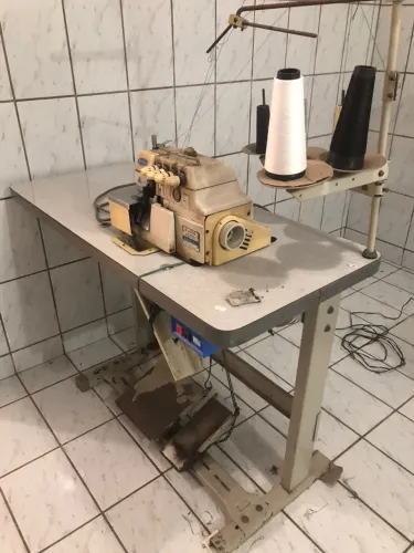 Maquina de Costura Industrial