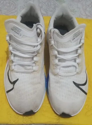Tênis Nike Pegasus 37 tamanho 39