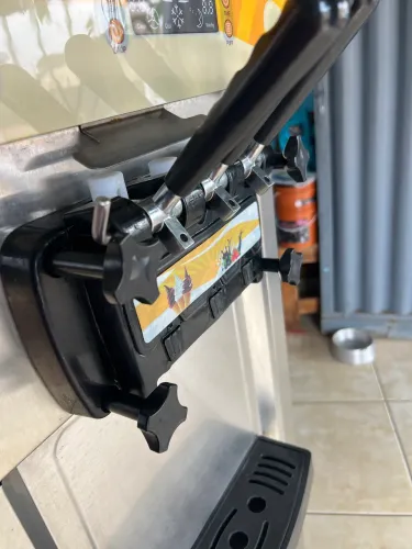 Máquina de sorvete 