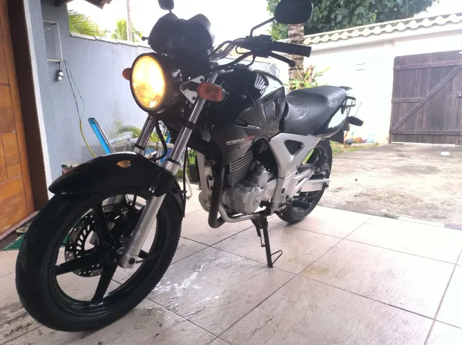 Twister cbx 250