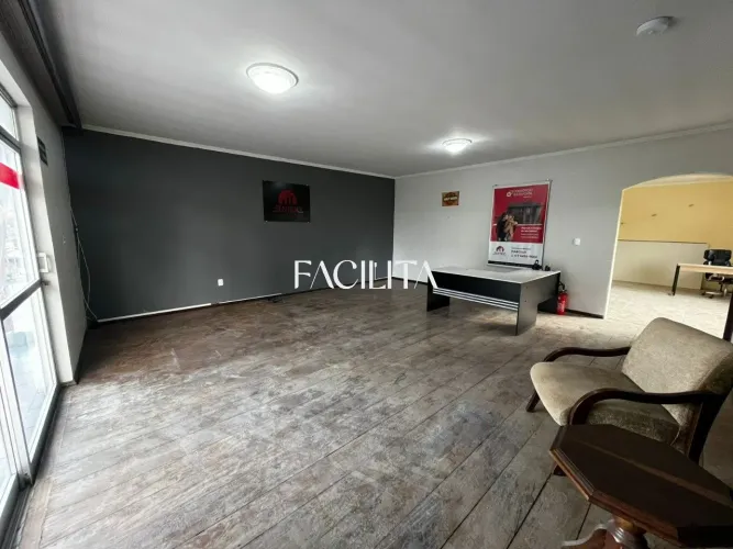 Sala comercial para alugar no Bairro Trindade, Florianópolis.