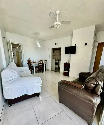 Imóvel para aluguel com 68 metros quadrados com 2 quartos em Centro - Guarapari - ES