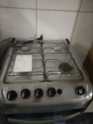 Vendo fogão