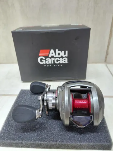 Carretilha Abu Garcia Revo ALT HS-L