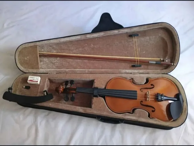 Vende se Violino Acústico Dominante