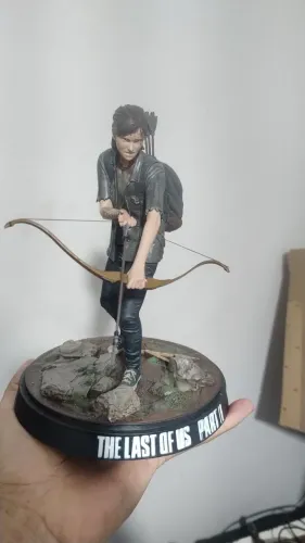 Action figure Ellie the last of us 