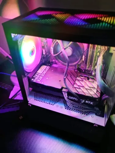 PC Gamer Ryzen 7 5600G RTX 4060 8gb Vram 24gb Ddr4 3200Mhz 2x SSD M.2 2280 500gb