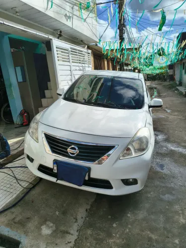 Nissan Versa SL 1.6 16V Flex Fuel 4P Mec. 2014