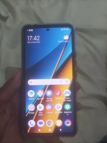Vendendo celular um poco x6 1000 reais até 800 vai semi novo....