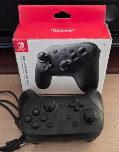 Nintendo Switch Pro Controller Original Anatel + Caixa + Suporte Clip