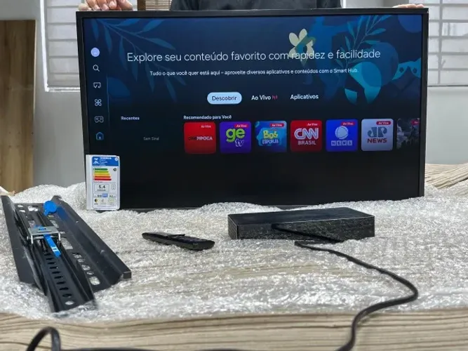 Smart Tv 32'' Qled The Frame QN32LS03CBGXZD Preto Samsung (Nova)