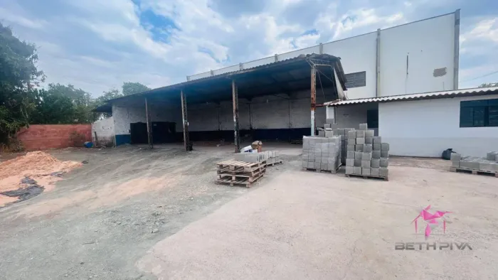 Barracão para alugar, 182 m² por R$ 4.500,00/mês - Jardim do Bosque - Leme/SP