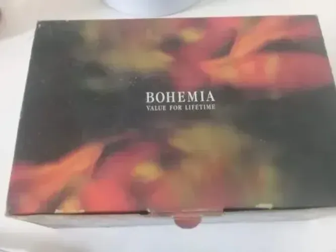 Jogo com 06 copos de cristal de whisky Bohemia