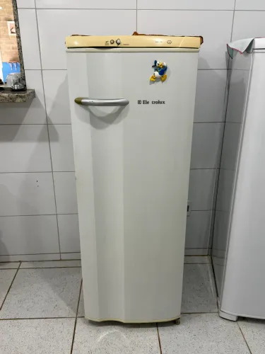 Geladeira Eletrolux