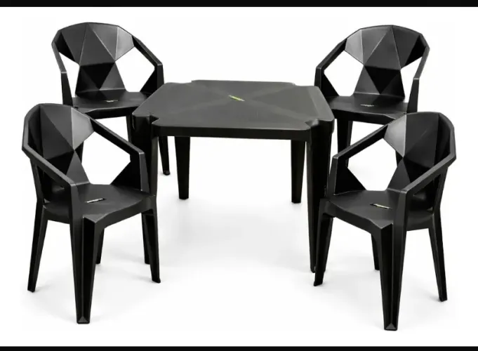 Jogo de mesa 4 cadeiras