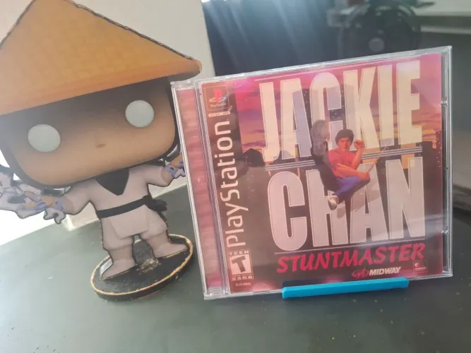 Jackie Chan Stuntmaster / Paralelo Mídia Preta - Ps One