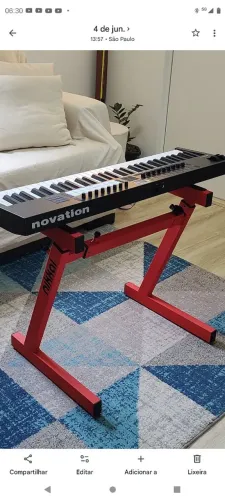 Controlador MK4 Novation 61 Teclas Semi Pesadas