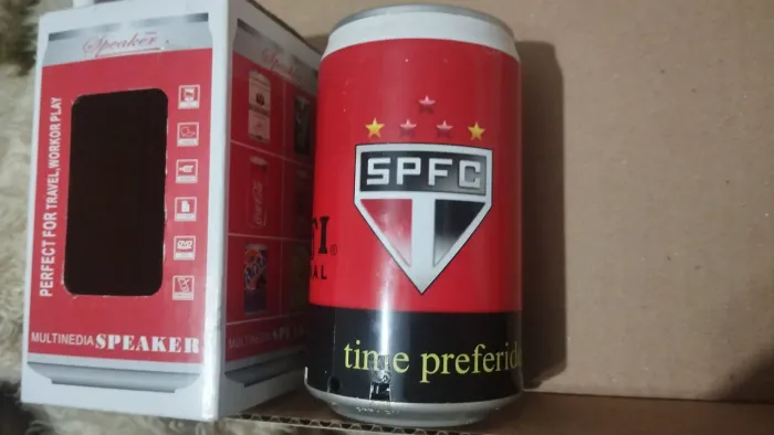 Caixa de som lata refrigerante