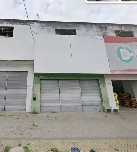 EXCELENTE PONTO COMERCIAL PARA LOCAÇÃO NA PRAÇA DO TROPEIRO NO CENTRO DE FEIRA DE SANTANA 