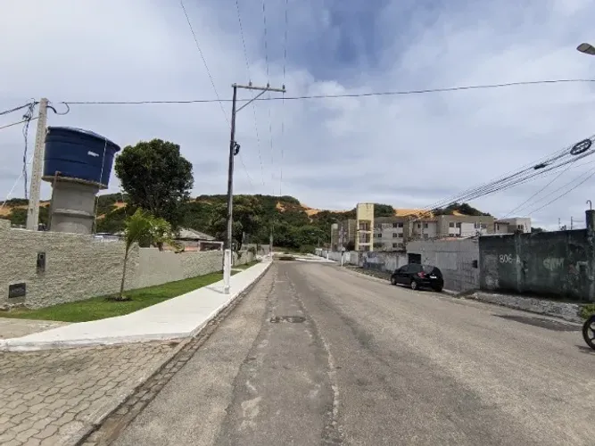 Terereno na Av Adolfo Gordo