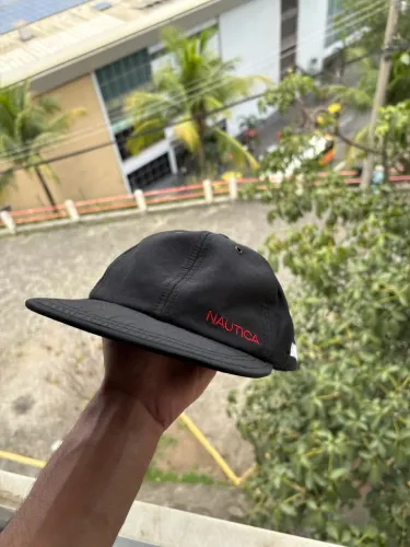 BONÉ HIGH X NAUTICA FIVE PANEL