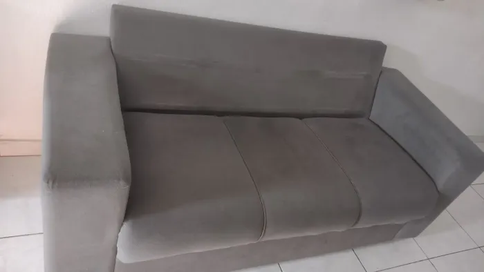 Sofá 3 lugares 
