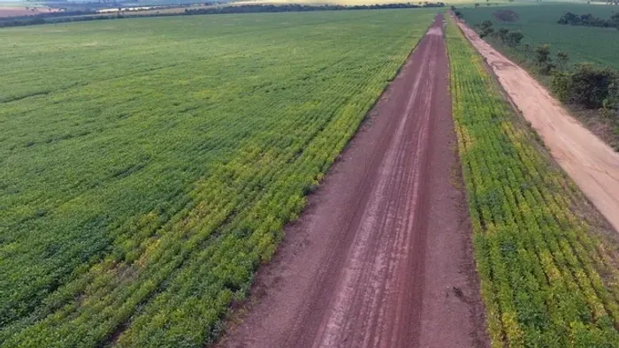 Fazenda de 140 alq com 100 em lavoura