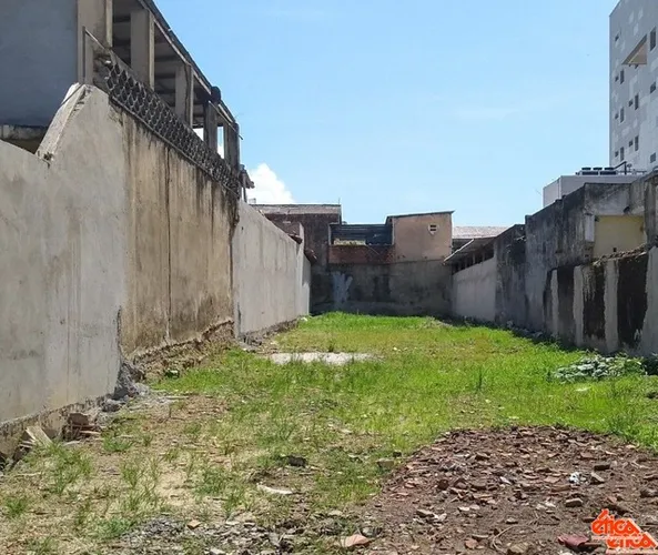 Terreno medindo 350,00m² ao lado da Unimed Prime na Castelo