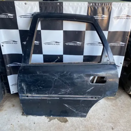 Porta do Corsa traseira esquerda