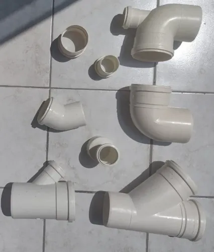 Vendo Joelho esgoto de 100 mm x 90º / Joelho de 100 mm x 45º, joelho 40mm x 90º -Cardinali