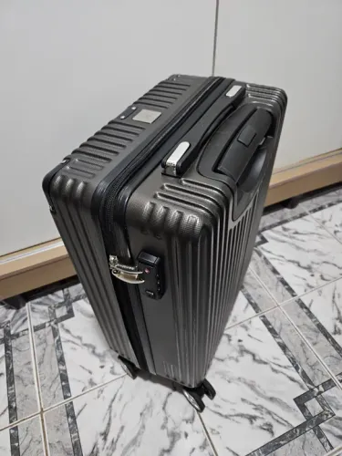 Mala de Bordo Santino 10 kg - ótimo estado