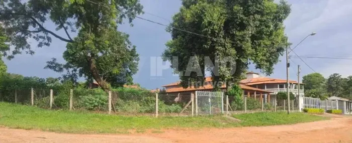 Venda de Terreno / Lote na cidade de Itirapina
