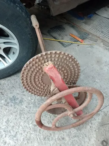 Debulhador de milho antigo relíquia