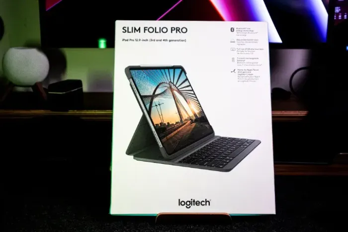 iPad Capa Logitech Slim Folio 12,9