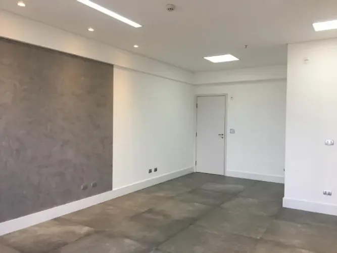 Sala Comercial para venda de 30m2 no centro de Taubaté