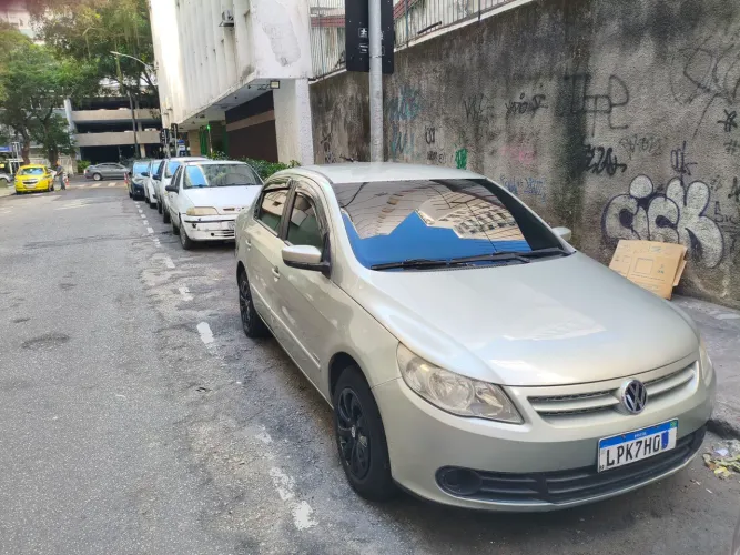 Volkswagen Voyage 1.0/1.0 City MI Total Flex 8V 4P 2010