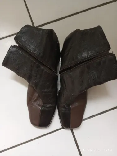 BOTA EM COURO LEGÍTIMO, TOP VISION, N°36, MARROM COM PRETO, CANO CURTO E LINDÍSSIMA<br>