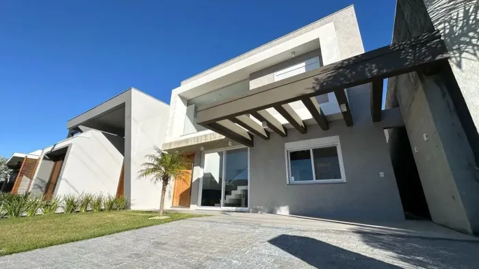 NEGÓCIO DE OCASIÃO - Sobrado Sunset com 4 suítes