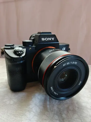 Sony a7 III + lente 35 mm 1.8