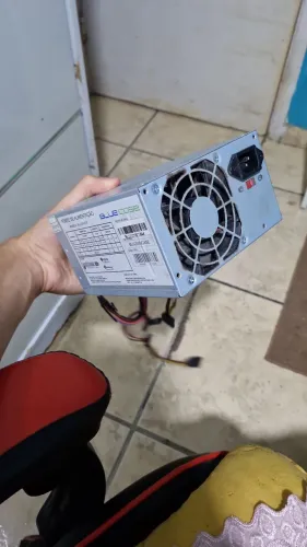 Fonte de Alimentação Bluecase modelo blu 250atx