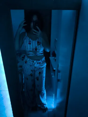 Conjunto elegante, calça e crooped 