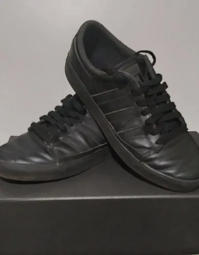Tênis Adidas Preto Original .