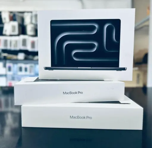 MacBook Pro M5 